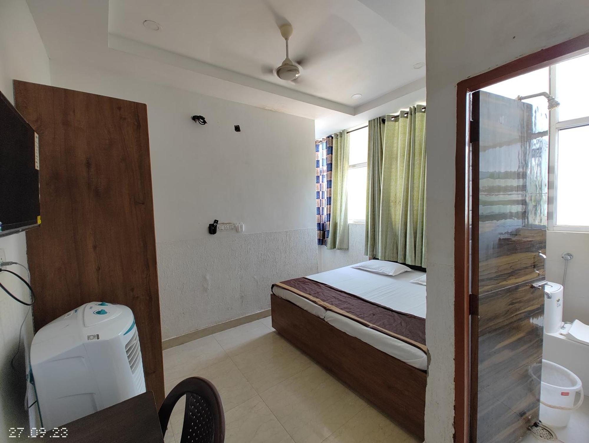 Hotel Yolo- Chandīgarh 外观 照片