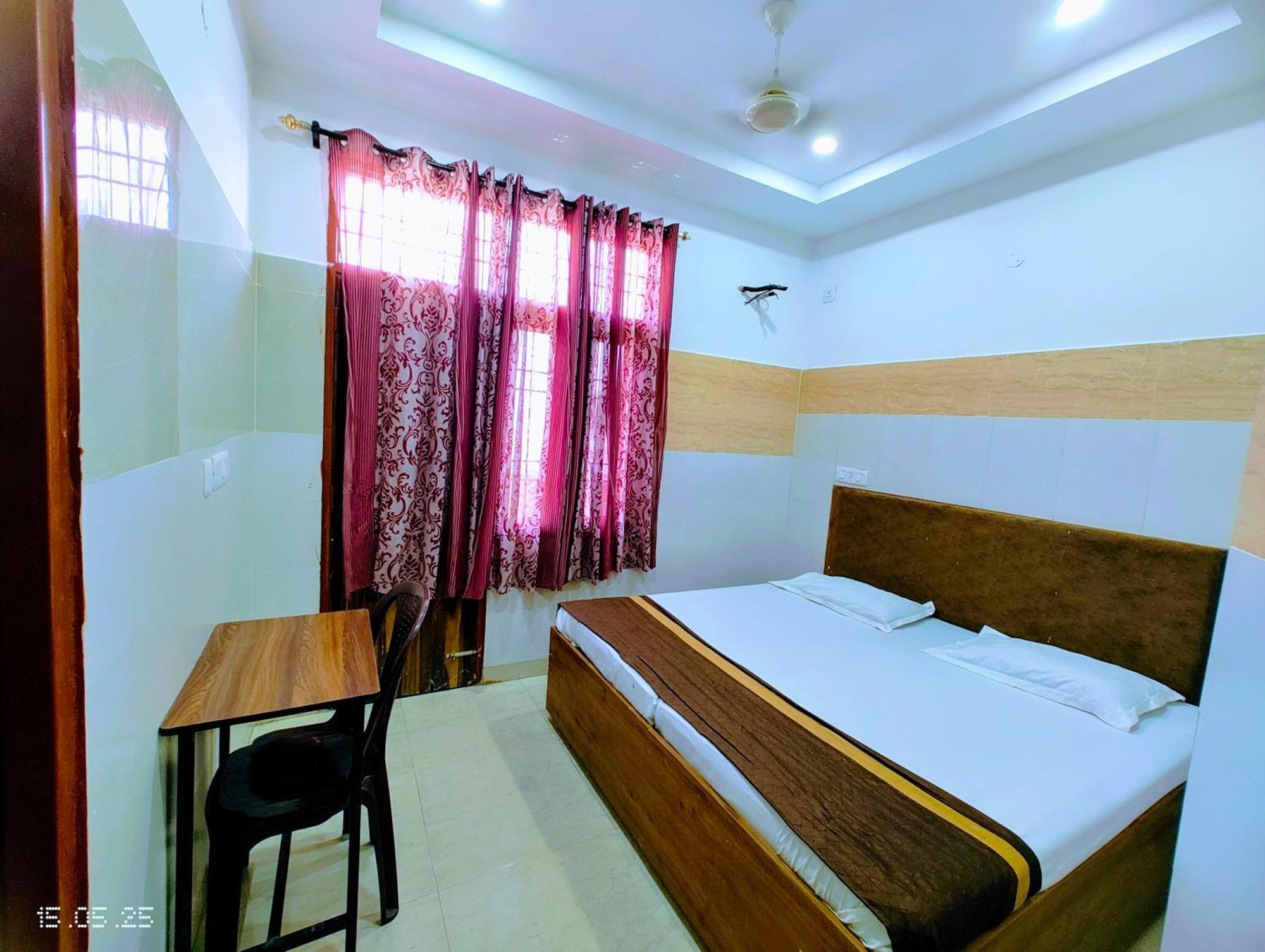 Hotel Yolo- Chandīgarh 外观 照片