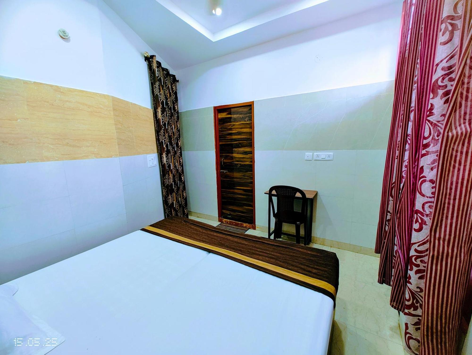 Hotel Yolo- Chandīgarh 外观 照片