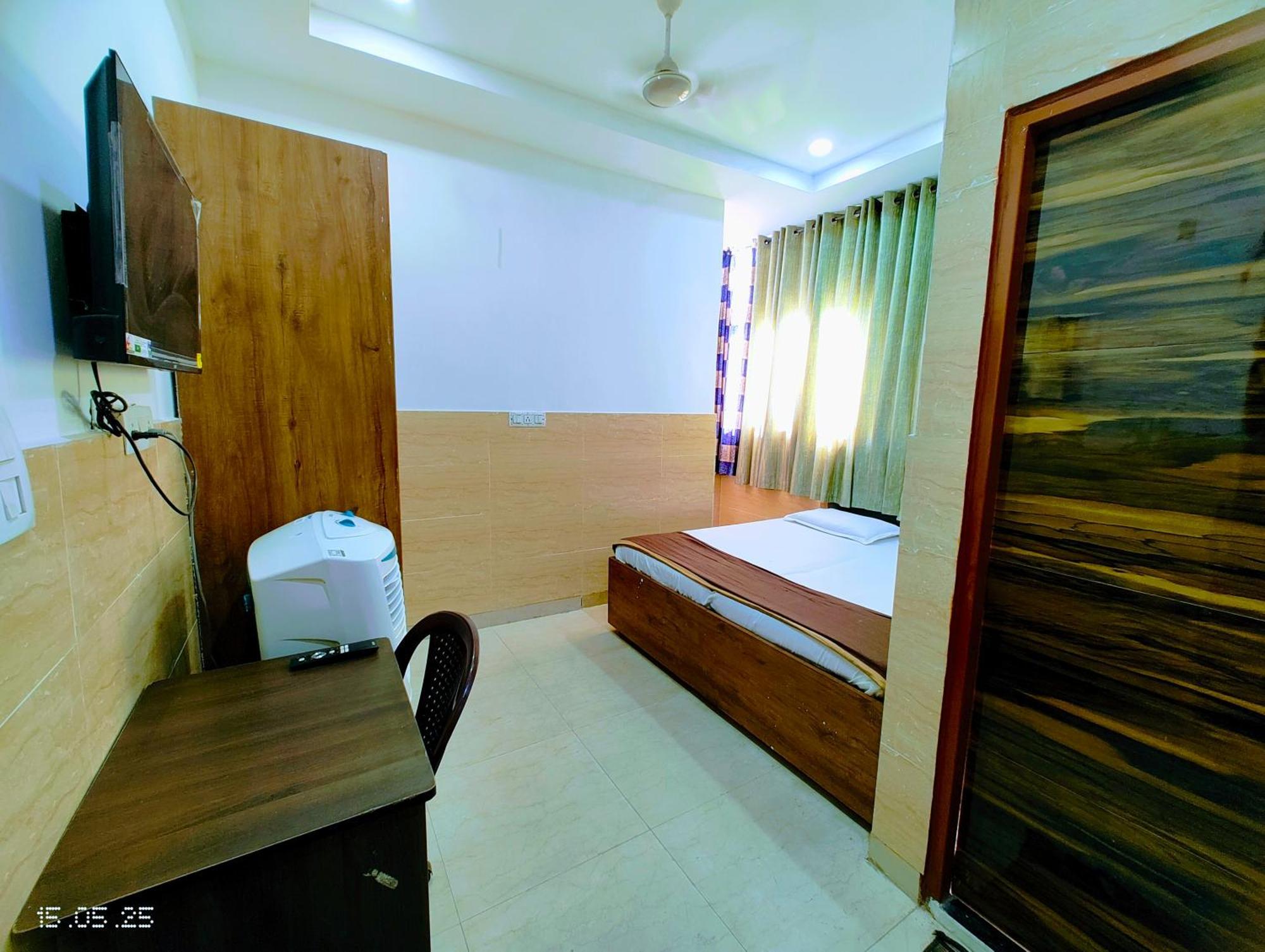 Hotel Yolo- Chandīgarh 外观 照片