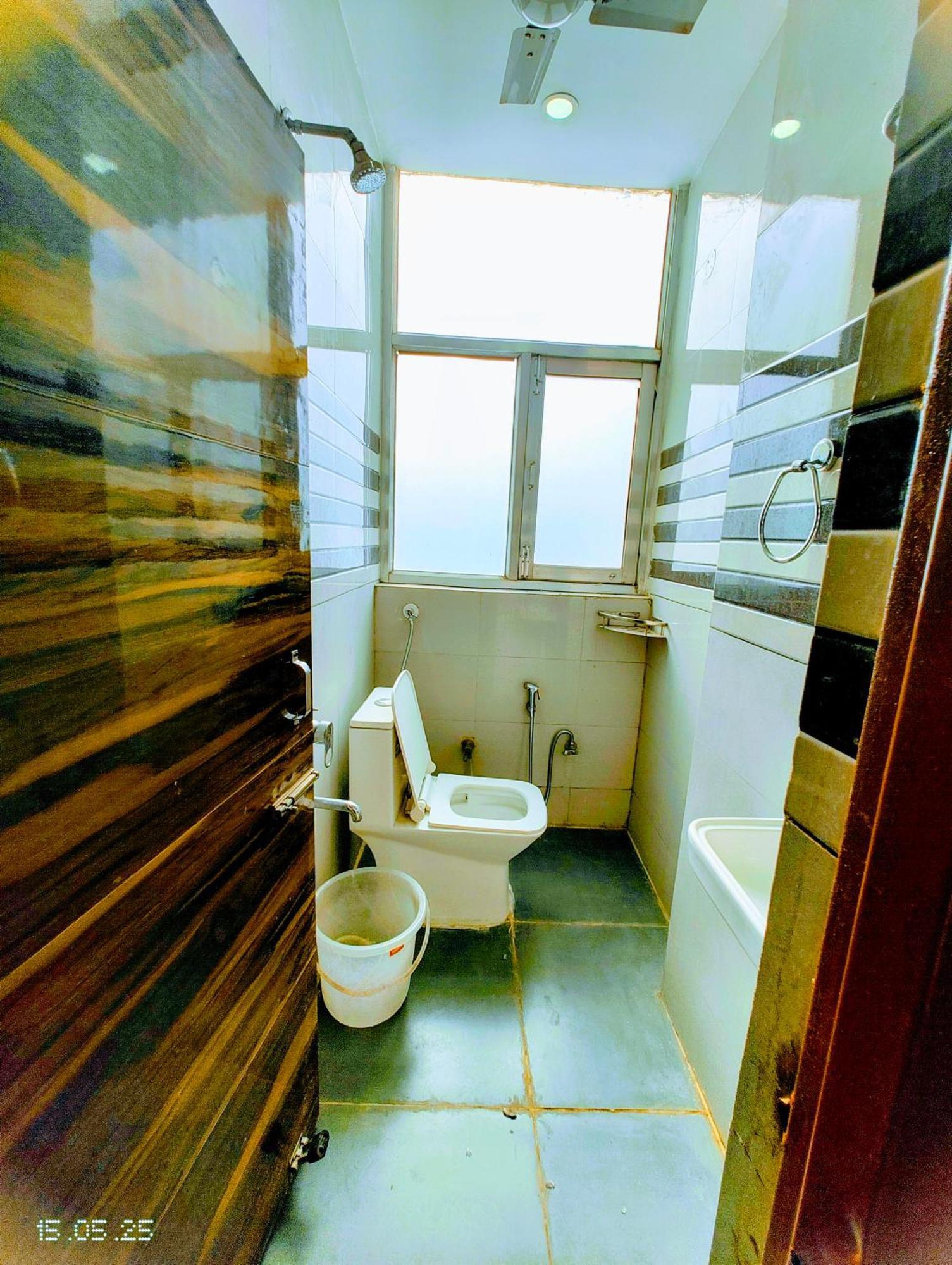 Hotel Yolo- Chandīgarh 外观 照片